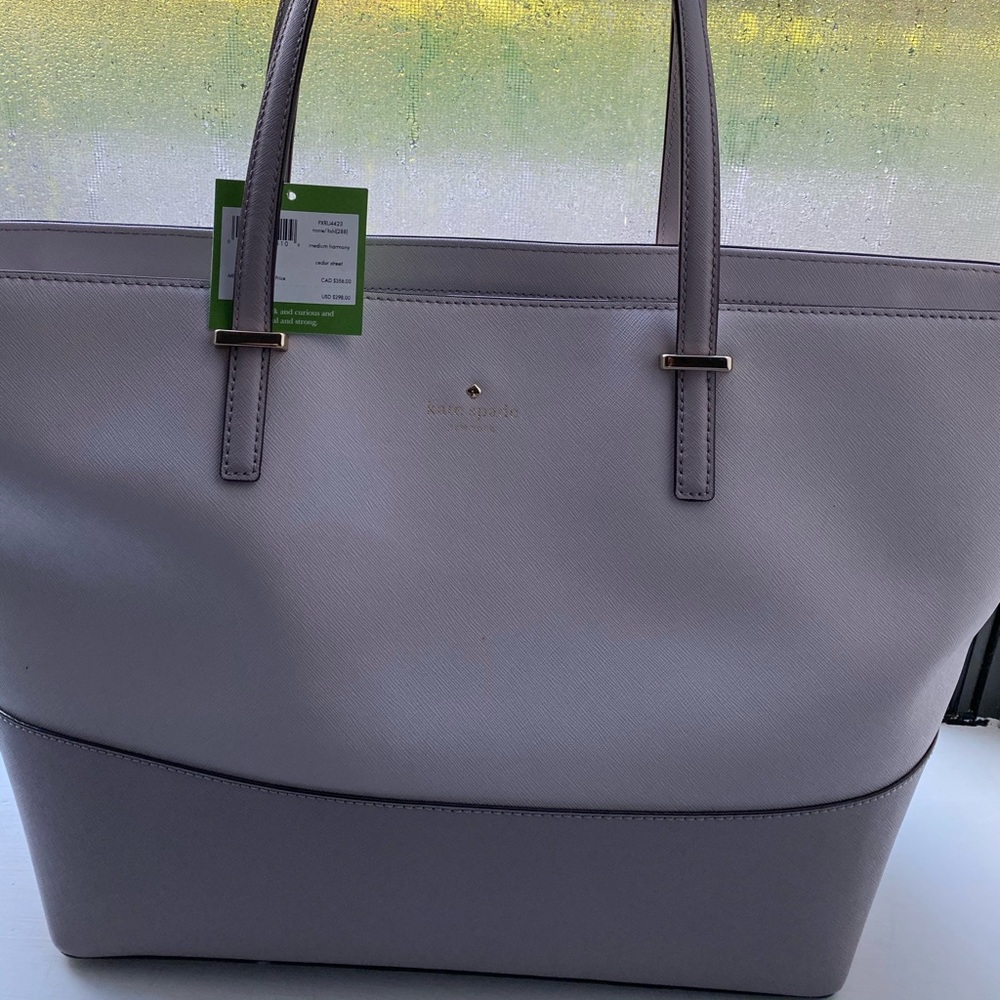 Kate Spade Harmony tote bag. - Picture 3 of 6